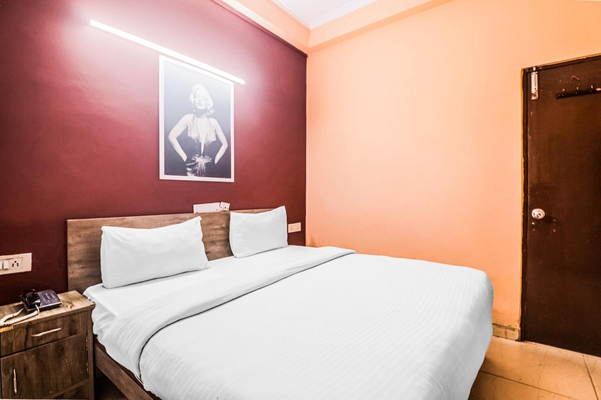 Hotel O Avni Residency Gurgaon Zewnętrze zdjęcie