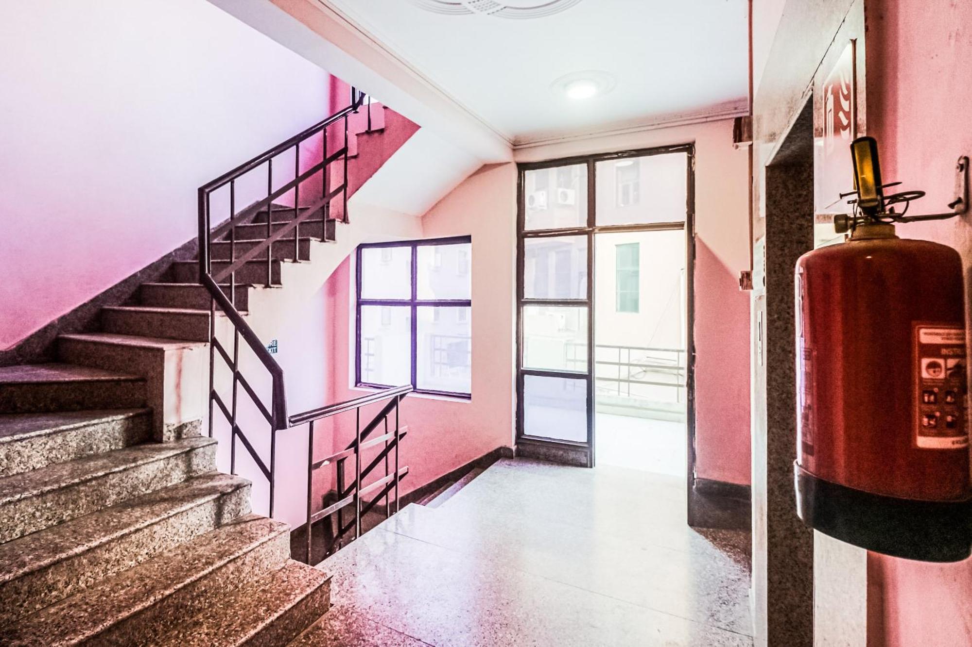 Hotel O Avni Residency Gurgaon Zewnętrze zdjęcie